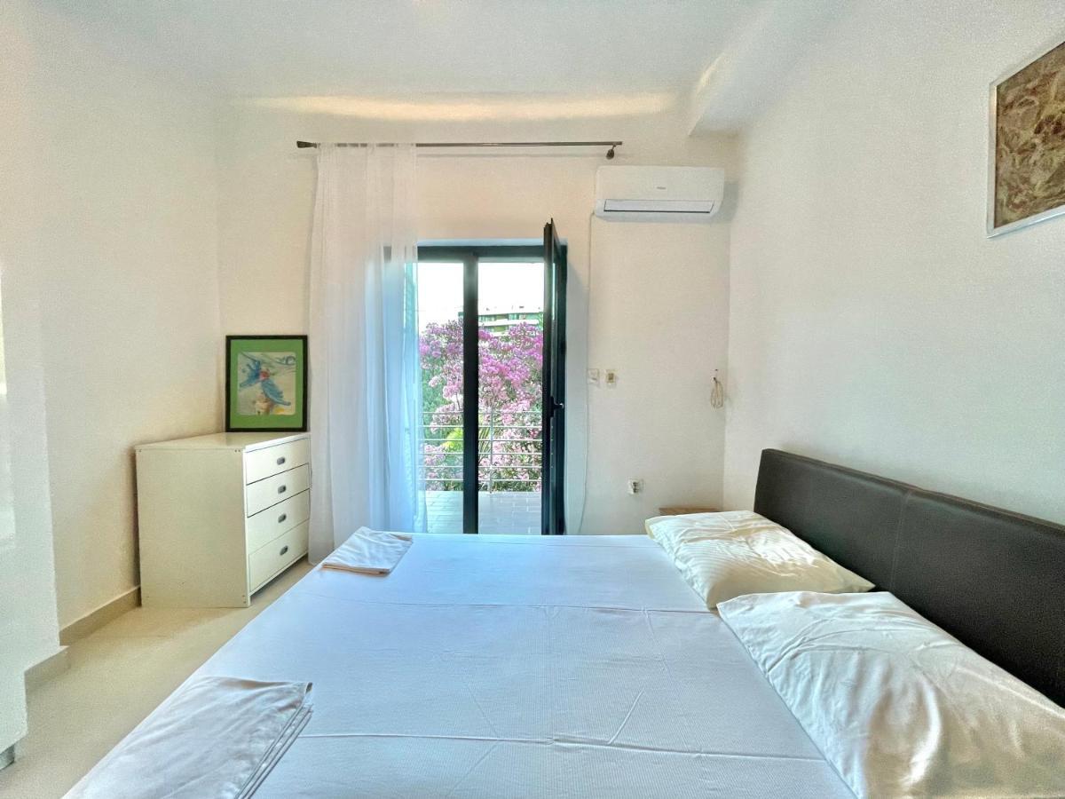 Sea View Apartments Milo Будва Екстер'єр фото