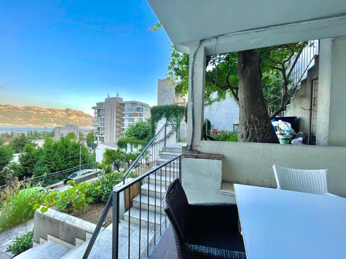 Sea View Apartments Milo Будва Екстер'єр фото