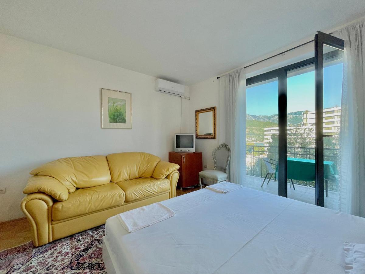 Sea View Apartments Milo Будва Екстер'єр фото
