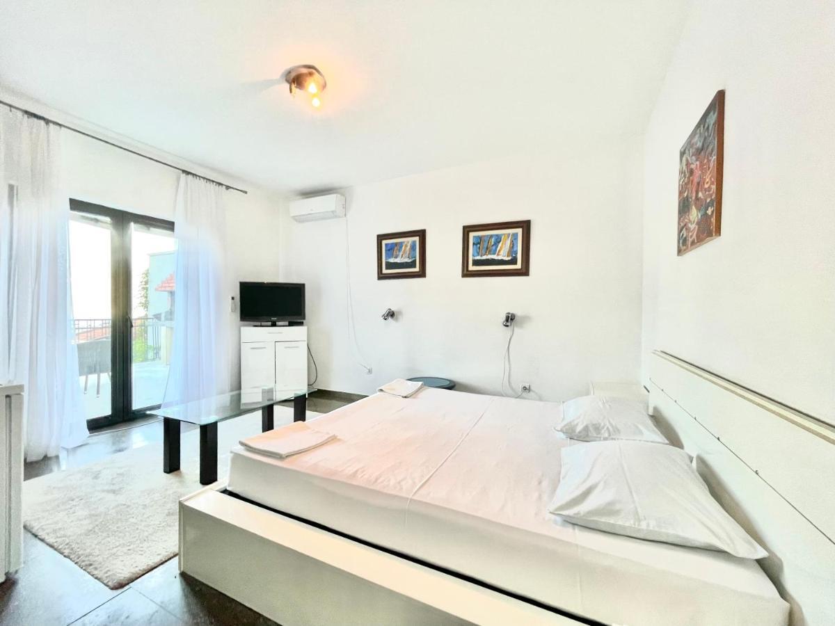 Sea View Apartments Milo Будва Екстер'єр фото